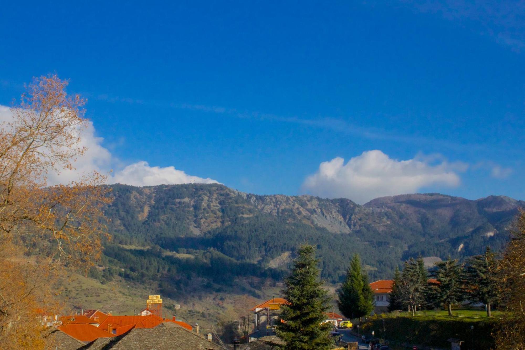 Hotel Galaxias Metsovo Buitenkant foto