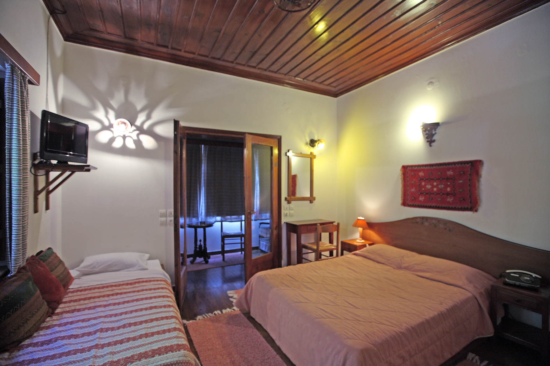 Hotel Galaxias Metsovo Buitenkant foto