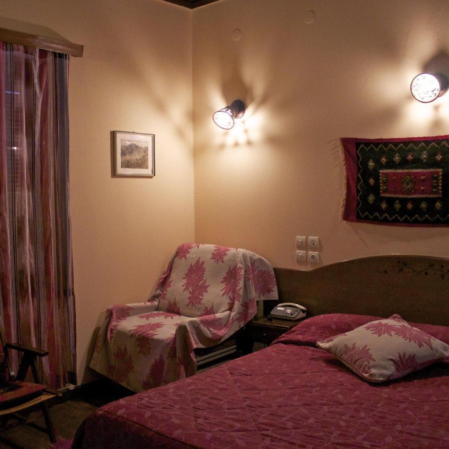 Hotel Galaxias Metsovo Kamer foto